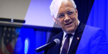 Johann N Schneider-Ammann photographié par Lance Cheung